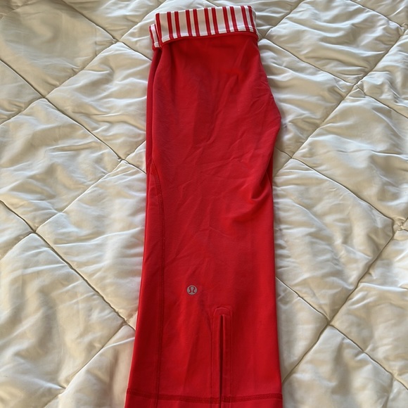 Lululemon Athletica Classic Orange high rise wide leg cropped yoga pants Size4-6 - Picture 12 of 15